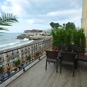Vurna Butik 3* Трабзон